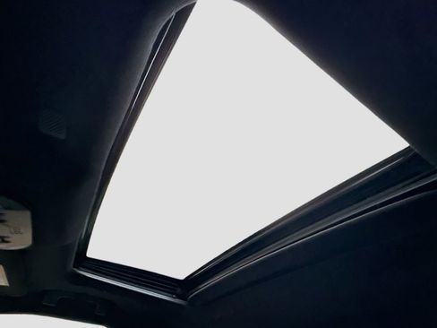 Used 2022 Toyota Highlander XSE image 21