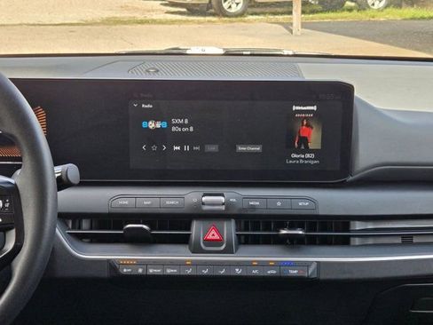 Used 2025 Kia K4 LXS image 18