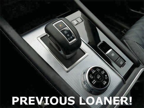 Used 2025 Mitsubishi Outlander SEL image 22