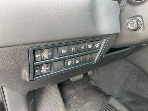 Certified 2025 Toyota Tundra Platinum image 14