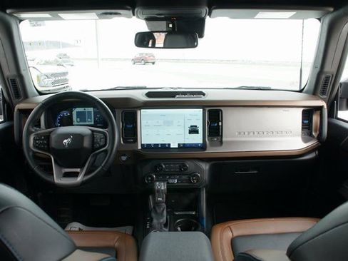 Used 2023 Ford Bronco Outer Banks image 33