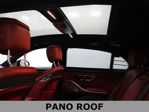Used 2025 Mercedes-Benz S 63 AMG S image 32
