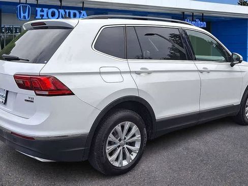 Used 2018 Volkswagen Tiguan SE w/ Panoramic Sunroof Package AWD/4WD image 8