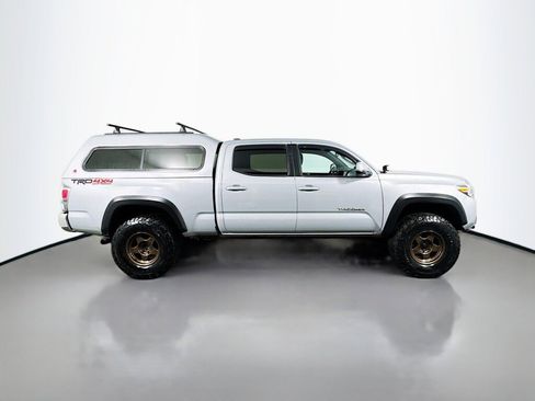 Used 2021 Toyota Tacoma TRD Off-Road image 6