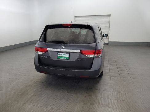 Used 2016 Honda Odyssey SE image 7