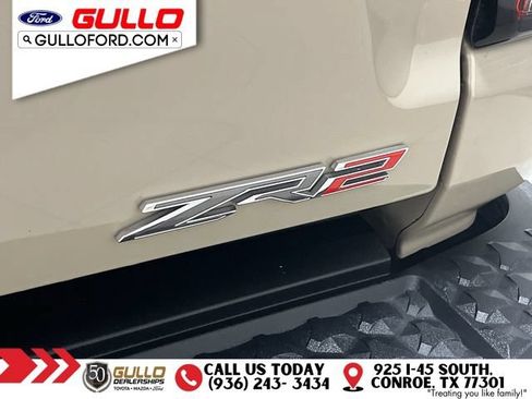 Used 2024 Chevrolet Colorado ZR2 w/ ZR2 Convenience Package III AWD/4WD image 33