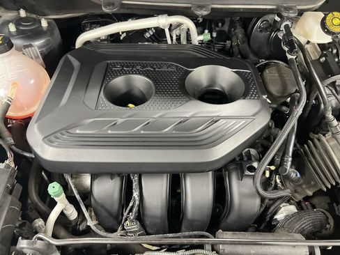 Used 2021 Ford EcoSport SE AWD/4WD image 24