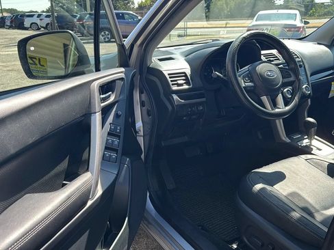 Used 2017 Subaru Forester 2.5i Limited w/ Popular Package #1 AWD/4WD image 9
