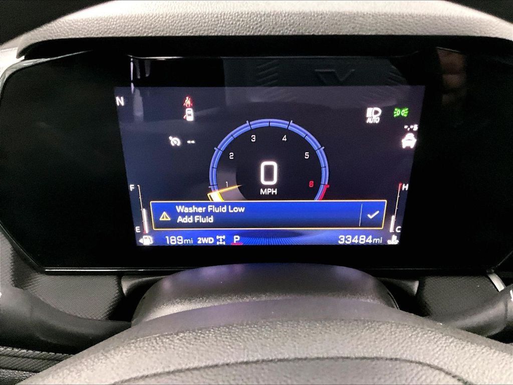Used 2025 Chevrolet TrailBlazer LT AWD/4WD image 25