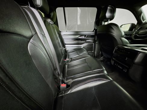 Used 2023 Jeep Wagoneer 4WD w/ HD Trailer Tow Package image 26