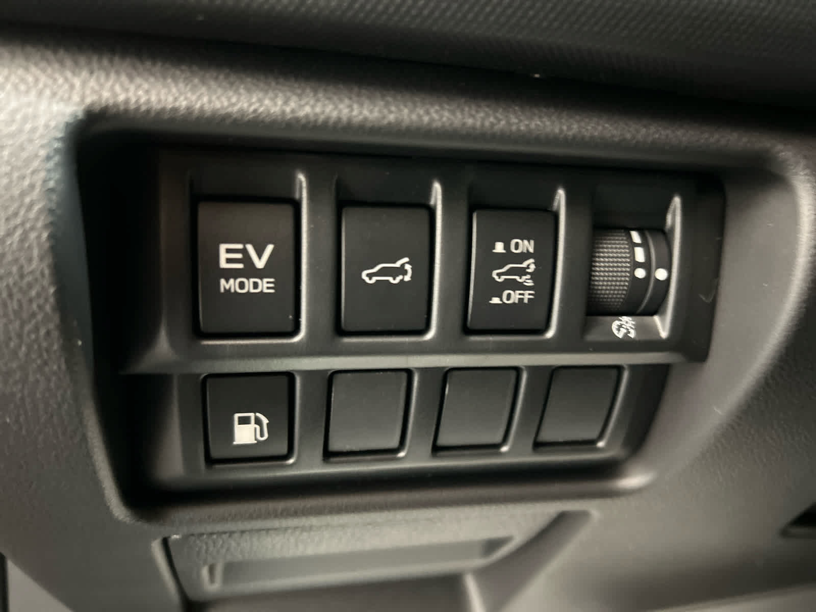 New 2026 Subaru Forester Touring AWD/4WD image 17