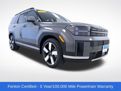 Used 2025 Hyundai Santa Fe Limited image 1