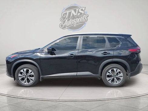 Used 2022 Nissan Rogue SV w/ SV Premium Package AWD/4WD image 2