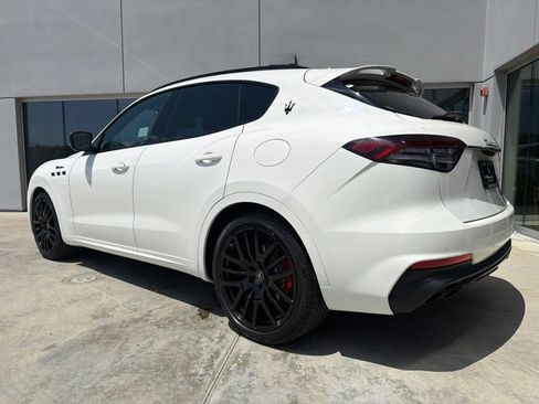 Certified 2023 Maserati Levante Modena AWD/4WD image 8