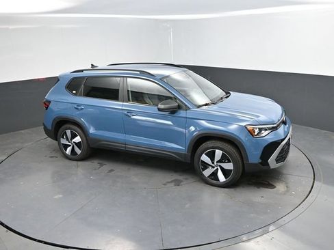 Used 2025 Volkswagen Taos S AWD/4WD image 36