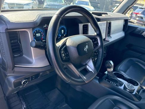 Certified 2025 Ford Bronco Outer Banks image 25