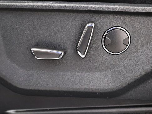 New 2025 Ford F150 Lariat w/ Equipment Group 502A High image 12