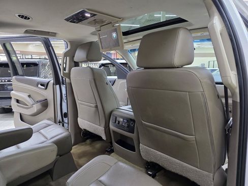 Used 2019 GMC Yukon XL SLT w/ Premium Edition RWD image 25