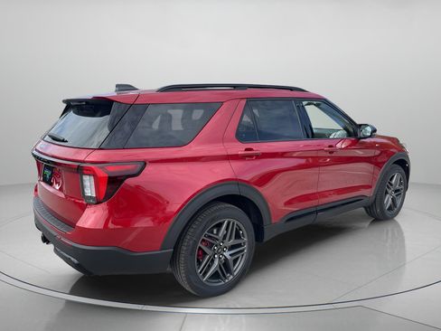 New 2026 Ford Explorer ST-Line w/ ST-Line Street Pack RWD image 4