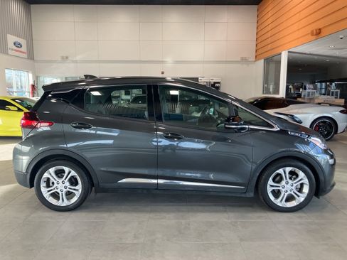 Used 2020 Chevrolet Bolt LT image 4