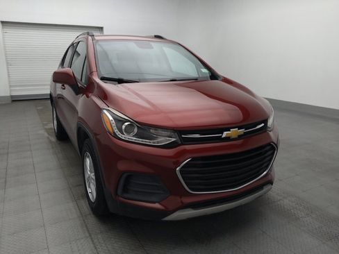 Used 2022 Chevrolet Trax LT w/ Driver Confidence Package AWD/4WD image 14