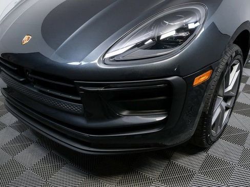 New 2026 Porsche Macan AWD image 36
