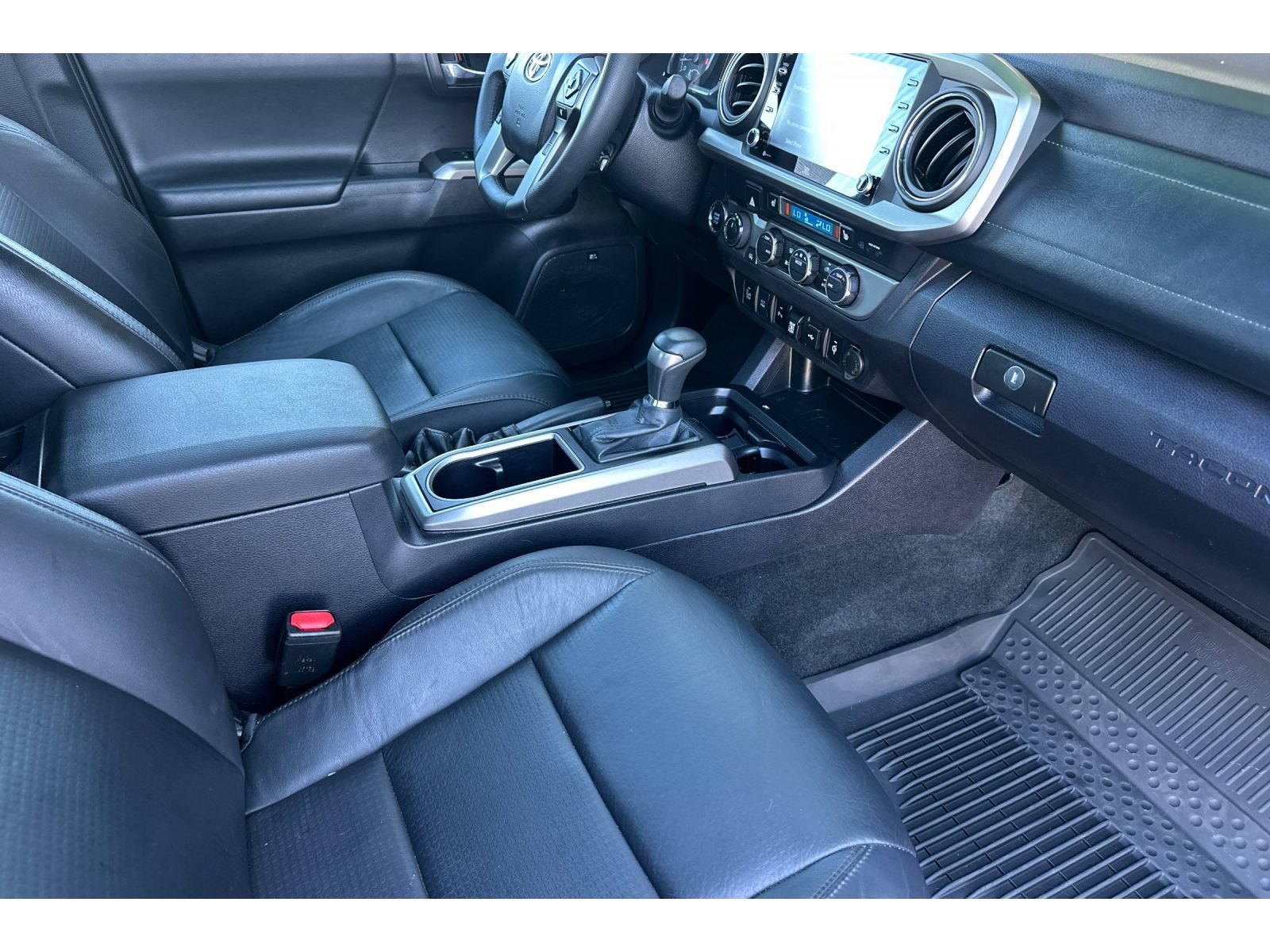 Certified 2022 Toyota Tacoma Limited w/ Nightshade Package AWD/4WD image 16