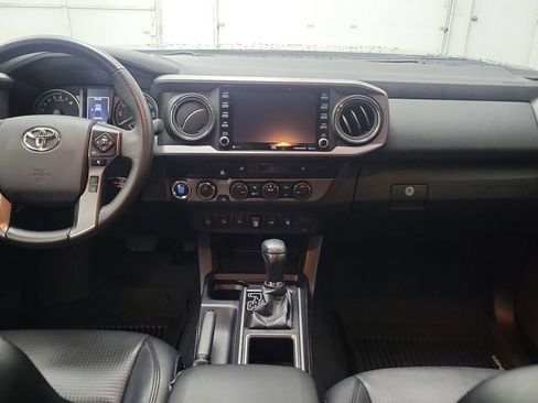 Used 2021 Toyota Tacoma TRD Off-Road image 20