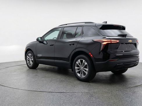 Used 2025 Chevrolet Equinox LT image 6