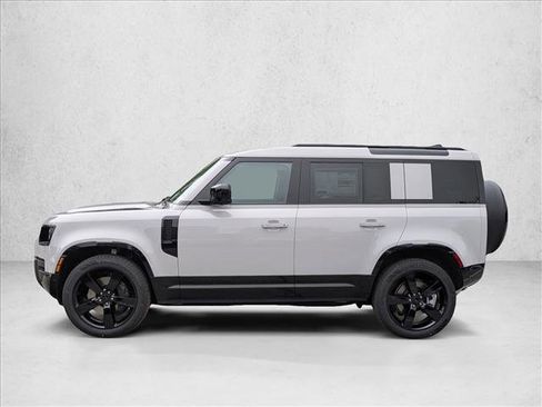 New 2026 Land Rover Defender 110 X-Dynamic SE AWD/4WD image 5