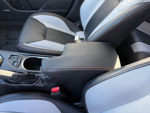 Used 2019 Subaru Crosstrek 2.0i Limited w/ Moonroof Package w/Navigation image 14