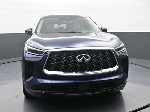 Used 2023 INFINITI QX60 Luxe w/ Vision Package AWD/4WD image 2