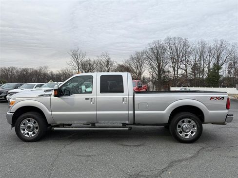 Used 2014 Ford F250 Lariat w/ Chrome Package image 8