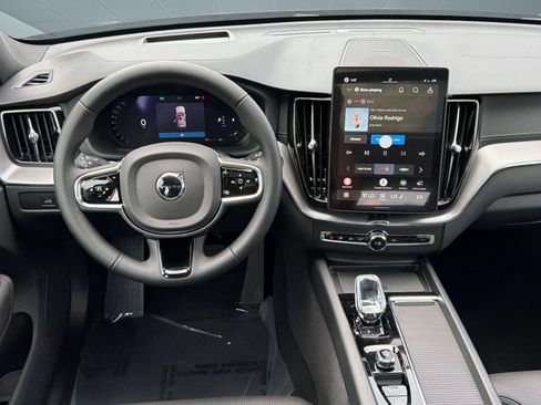 New 2026 Volvo XC60 B5 Ultra w/ Climate Package AWD/4WD image 29