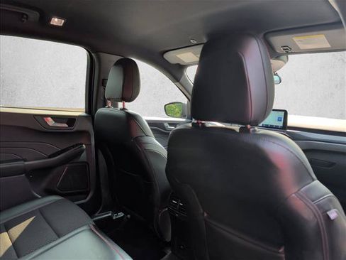 Used 2025 Ford Escape ST-Line FWD image 25