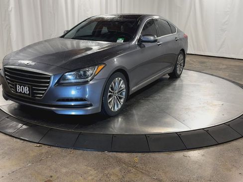 Used 2015 Hyundai Genesis 3.8 w/ Option Group 03 image 4