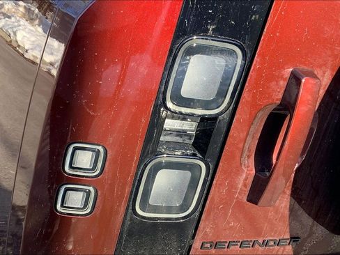 New 2026 Land Rover Defender 130 X-Dynamic SE image 14