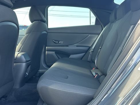 Used 2026 Hyundai Elantra Sport FWD image 19