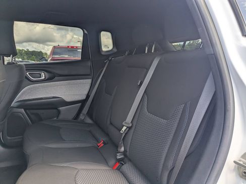 Used 2023 Jeep Compass Sport AWD/4WD image 22
