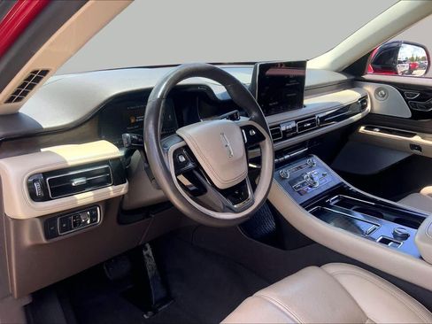 Used 2020 Lincoln Aviator Reserve w/ Equipment Group 202A AWD/4WD image 18