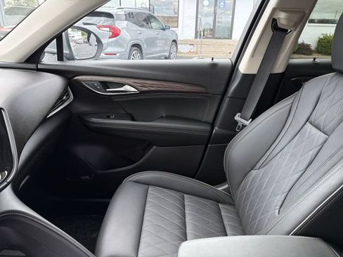 Used 2023 Buick Envision Avenir AWD/4WD image 11