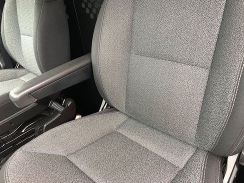 Used 2025 RAM ProMaster 2500 w/ U-Haul Equipment Group FWD image 19