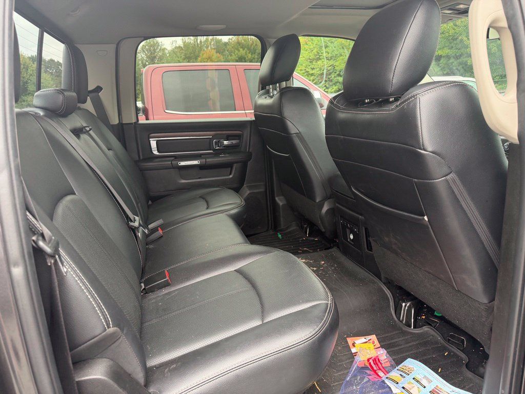 Used 2018 RAM 3500 Laramie AWD/4WD image 12
