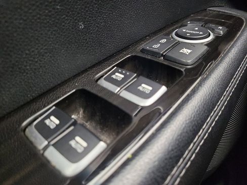 Used 2020 Kia Sorento FWD V6 image 27