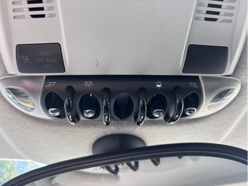 Used 2008 MINI Cooper Hardtop FWD image 32