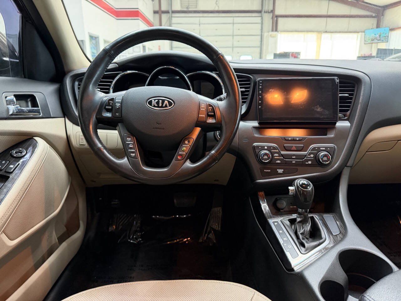 Used 2012 Kia Optima EX FWD image 21