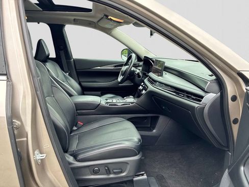 Used 2023 INFINITI QX60 Luxe AWD/4WD image 10