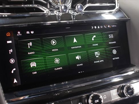 New 2024 Bentley Bentayga Extended Wheelbase image 38