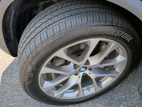 Used 2025 BMW X5 xDrive40i AWD/4WD image 13