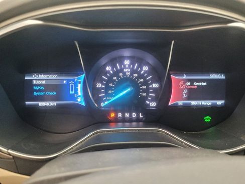 Used 2016 Ford Fusion Energi SE FWD image 23